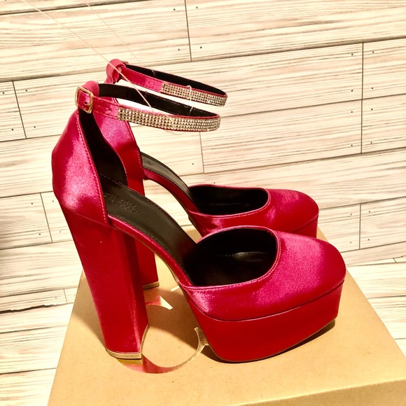 Pink satin glamorous rhinestone embellished platform heels women’s size 8 - Picture 2 of 6